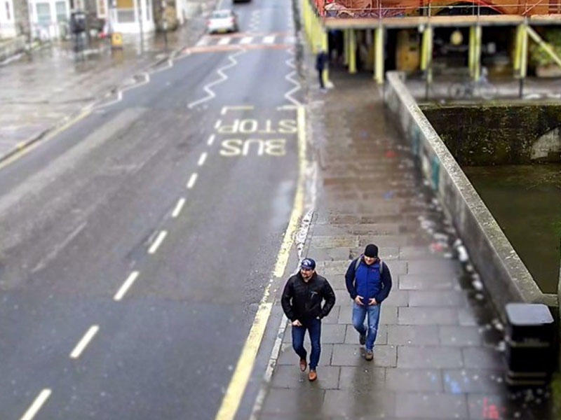 Polis Skripalı zəhərləyən şəxslərin yeni VİDEOlarını yaydı