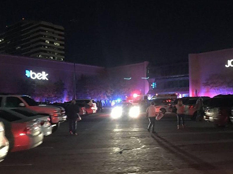 Endirim günündə Mall-da atışma: yaralılar var - FOTO