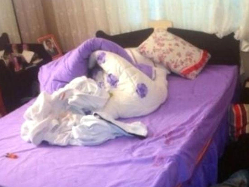 Xəyanət etdiyindən şübhələnərək öldürülən gəlinin FOTOsu yayıldı - Yataq otağında...