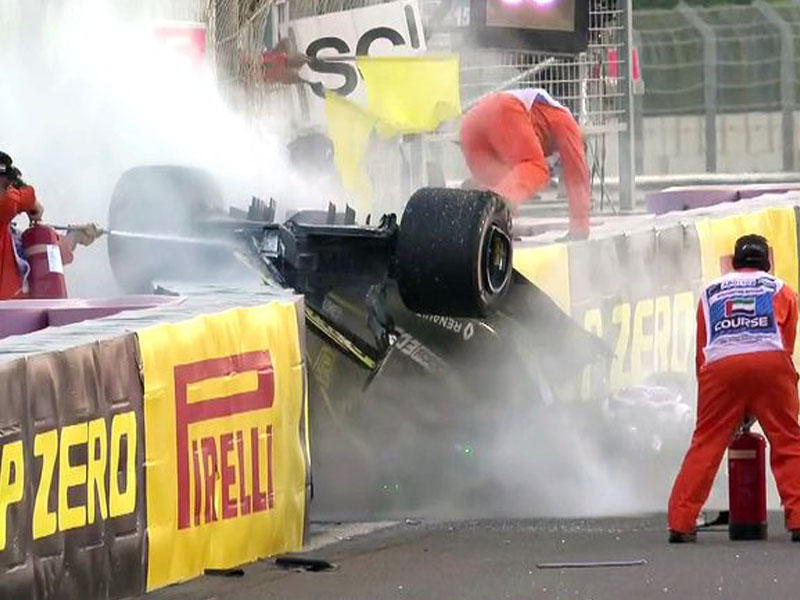 Formula 1 üzrə mövsümün son yarışı nəfəs kəsdi - Pilotlardan biri az qala öləcəkdi - FOTO