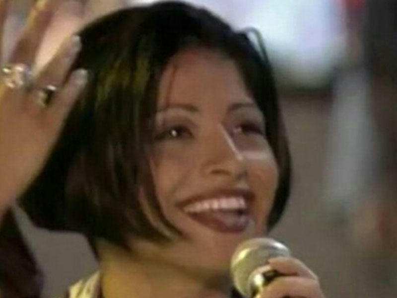 90-cı illərin məşhur müğənnisi son halı ilə hər kəsi TƏƏCCÜBLƏNDİRDİ - FOTO