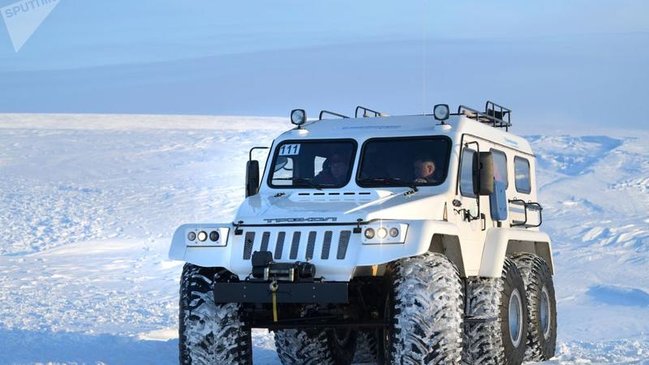 Putinin bitib-tükənməyən avtomobil sevgisi – Fotolar