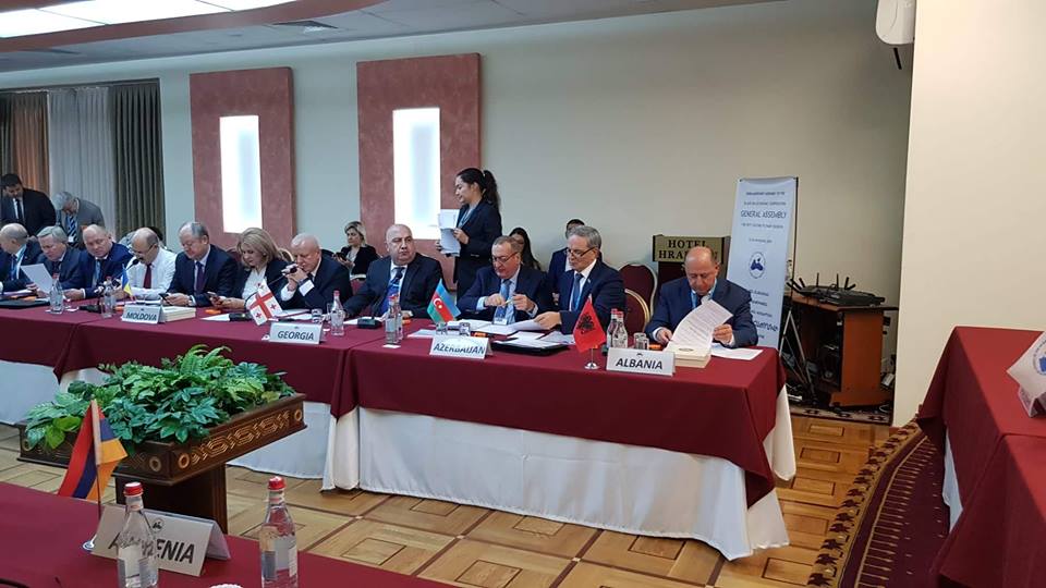 Azərbaycanın iki deputatı hazırda İrəvandadır – FOTOLAR