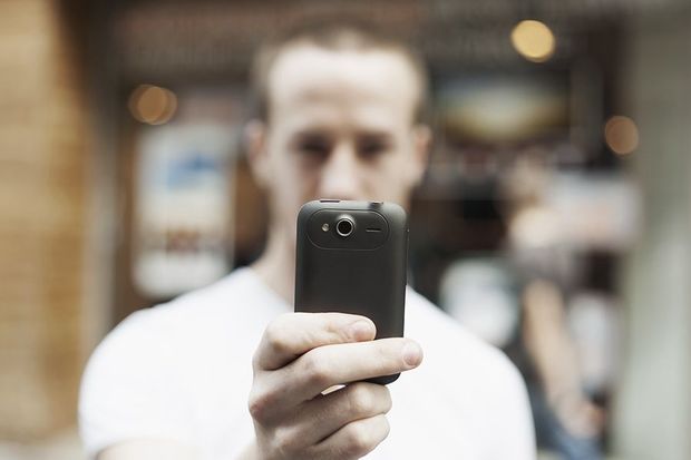 Çılpaq şəkillərə görə iş yoldaşını öldürən fəhlənin şikayəti təmin edilmədi