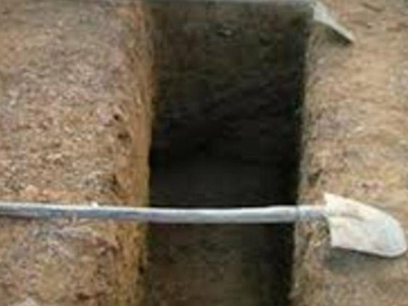 Məşhur azərbaycanlının özü üçün qazdırdığı məzarı su basdı - FOTO