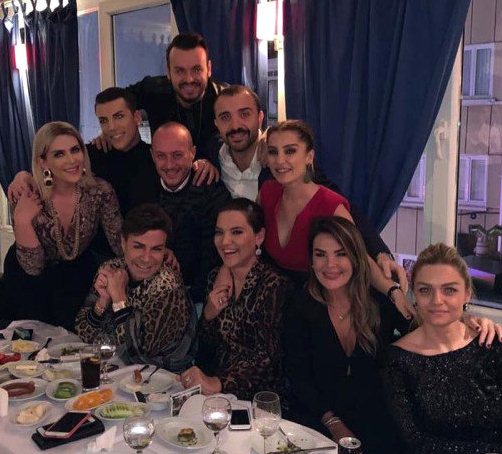 Demet Akalın boşandığı əri ilə barışdı +FOTOLAR