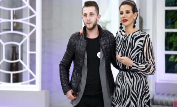 20 il anasını axtaran gənc şok oldu — Anası qəbul etmədi