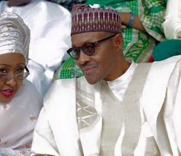 Özünü birinci ledi kimi təqdim edib prezidentin villasına girdi...