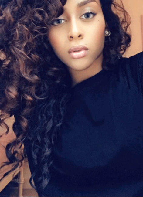 18 yaşlı tələbə qız bakirəliyini satışa çıxardı — FOTOLAR