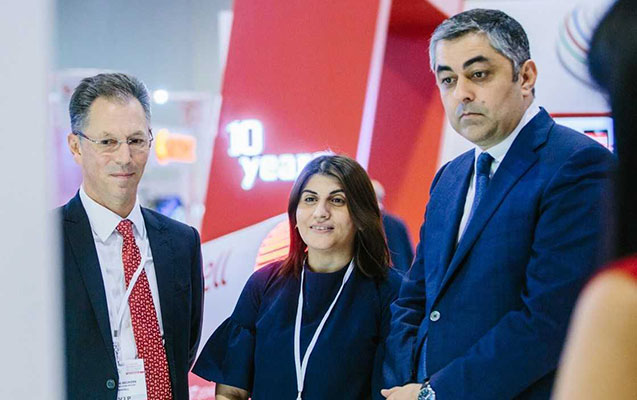 “Bakcell”in baş icraçı direktoru Azərbaycanda ilk dəfə 600 mbps mobil sürətini nazirə təqdim edib - Foto