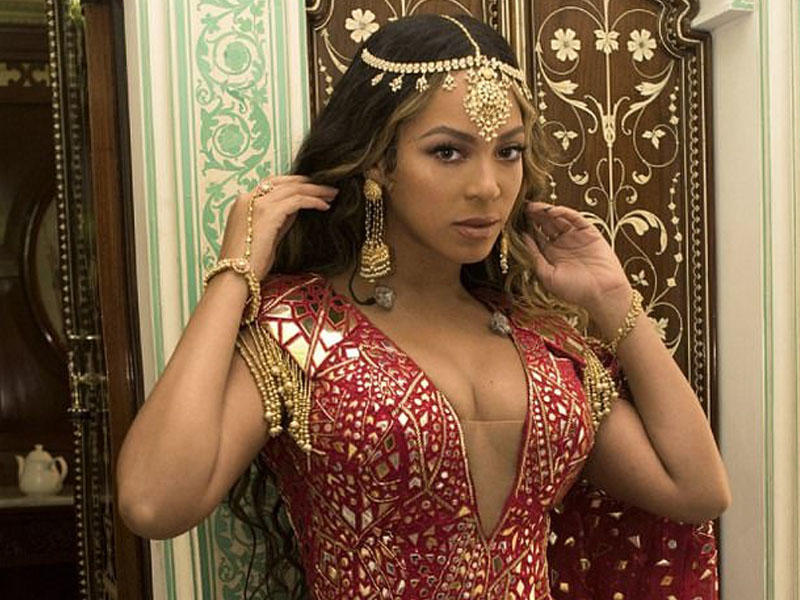Ən varlı hindusun toyunda Beyonse oxudu - VİDEO - FOTO