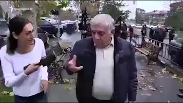 Bezdim: Koçaryanın vəkili azərbaycanca danışdı - VİDEO