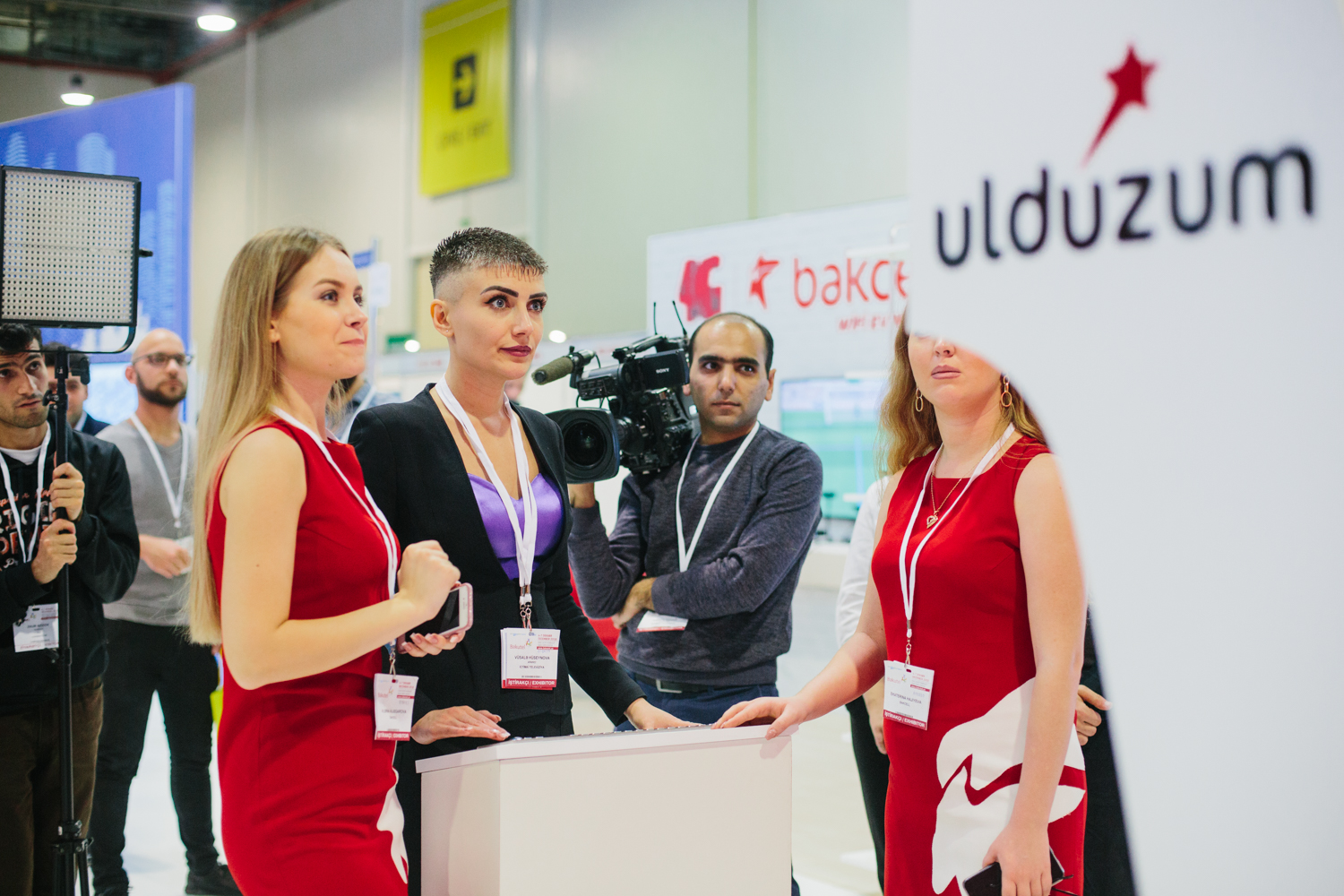 “Bakutel 2018” təşkilatçıları “Bakcell”ə “Ən yaxşı təqdimat” sertifikatı verdi