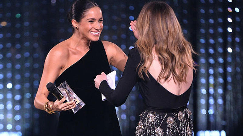 Şahzadənin hamilə həyat yoldaşı TƏƏCCÜBLƏNDİRDİ - FOTO