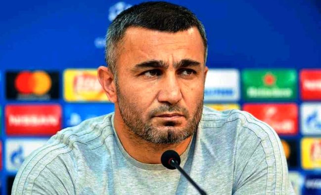 Qurban Qurbanovun mətbuat konfransında biabırçılıq - FOTO