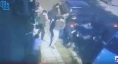 Azərbaycanda məktəb direktoru şagirdi belə döydü - ŞOK GÖRÜNTÜLƏR - VİDEO