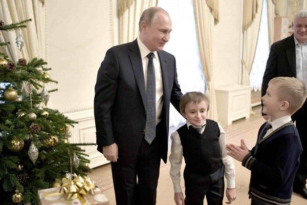Putin xəstə uşağın arzusunu yerinə yetirdi: 