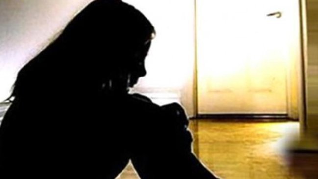 Məktəbdə biabırçı görüntülər: 15 yaşlı dəfələrlə zorladı