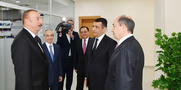 Hakim Ramin Qurbanov İlham Əliyevlə görüşdü - FOTO