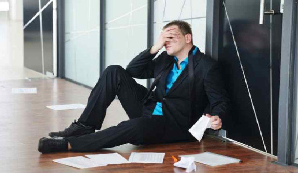 İlin ən uğursuz milyarderi məlum oldu - SİYAHI