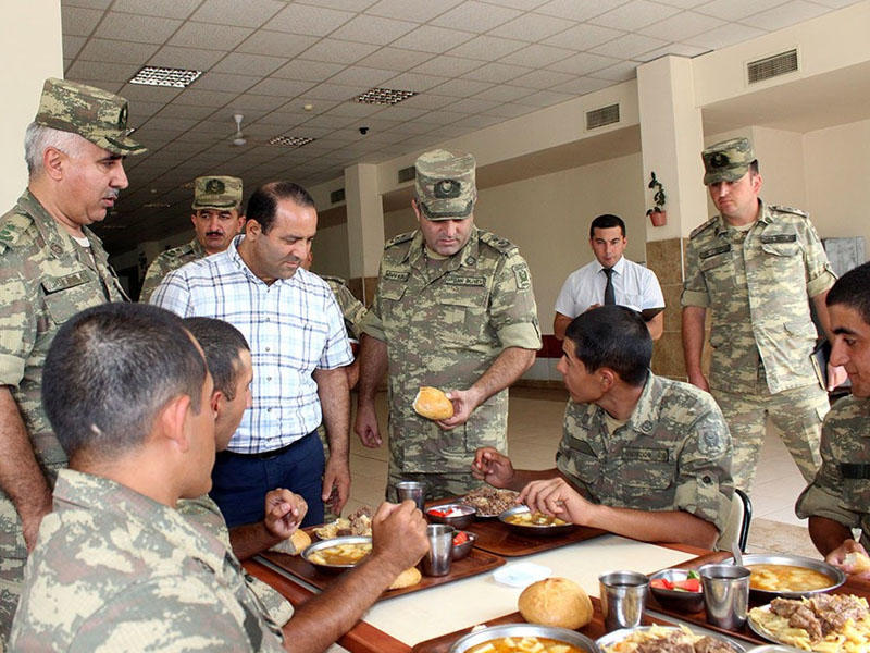 Cəbhə bölgəsində xidmət aparan əsgərlərimiz - VİDEOREPORTAJ