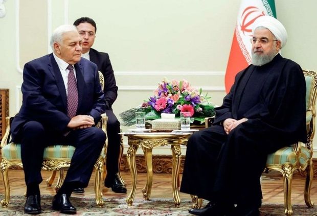 Oqtay Əsədov Ruhani ilə görüşdü