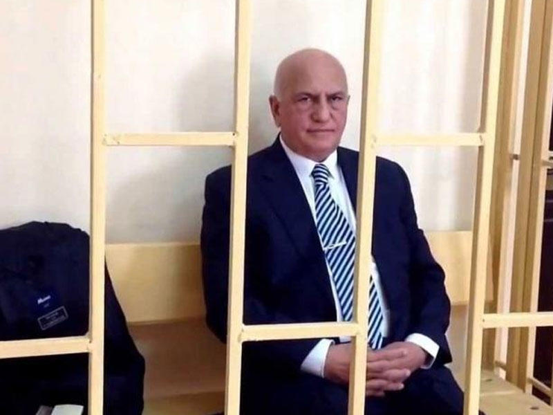 Əli İnsanovun qardaşı vəfat etdi