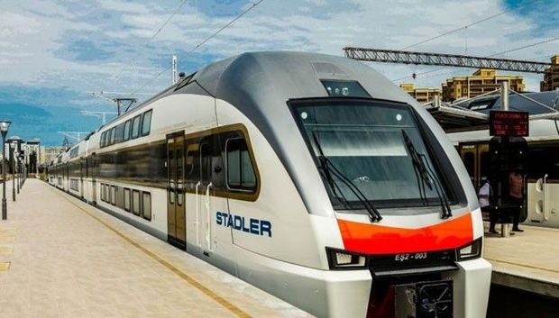 Bakı-Gəncə sürət qatarı ilk reysə çıxdı - FOTO