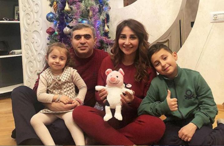 Aytəkin Yeni ili ailəsi ilə belə qeyd etdi - Fotolar