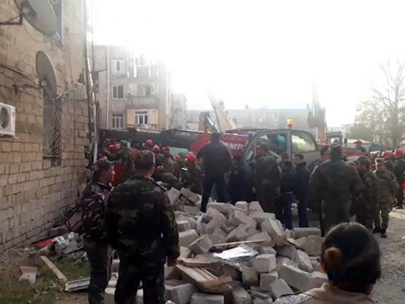 Gəncədə partlayan binadan son xəbər - VİDEO