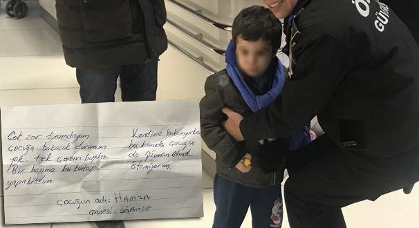 3 yaşlı uşağını ticarət mərkəzində buraxıb qaçan ananın məktubu hər kəsi göz yaşlarına boğdu - FOTO