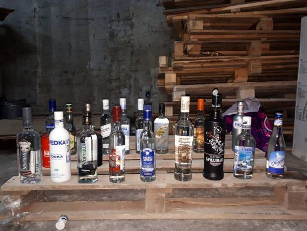 Rusiyada saxta içkilər hazırlayan azərbaycanlı tutuldu