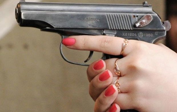 Tükiyədə qız “yox” cavabı aldığı oğlanı güllələdi - VİDEO