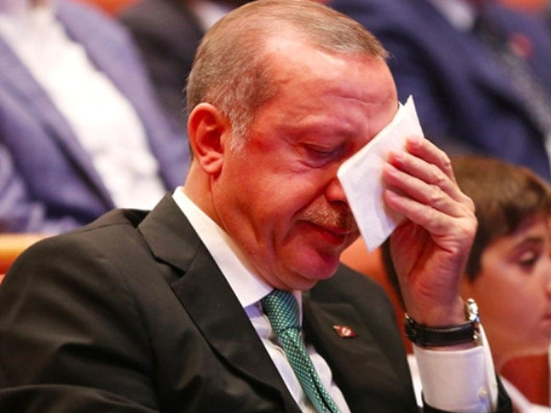 Ərdoğan yaxınının ölüm xəbərini aldı - FOTO