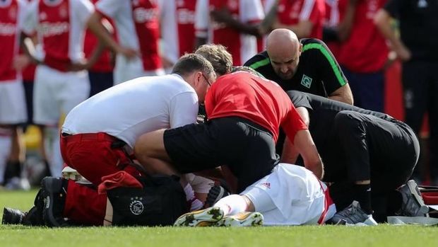 Futbol faciələri: Meydançada ölən futbolçular