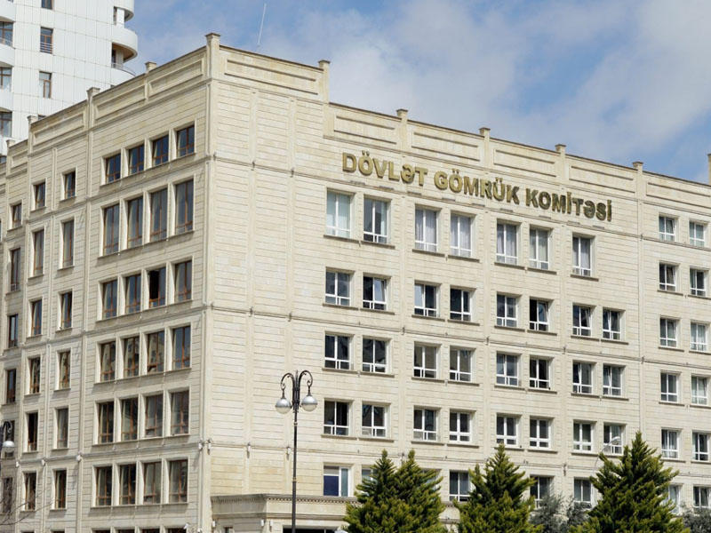 Gömrük Komitəsi sahibkarlara süni maneələrin yaradılması ilə bağlı xəbərlərə CAVAB VERDİ - FOTO