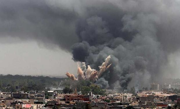 Yəməndə hərbi parada hücum: ölənlər var