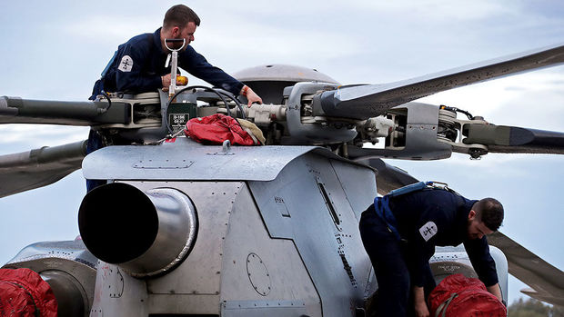 Helikopter amerikalının başını kəsdi