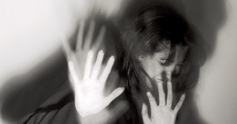 Uşaqlar analarını atalarından qoruya bilmədilər – Bakıda tükürpədən ailə dramı