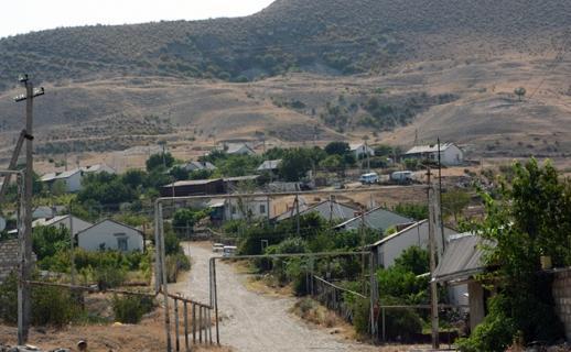 “Ermənilərlə azərbaycanlılar qardaş idi. Mənim nənəmi azərbaycanlı ölümdən xilas edib...”