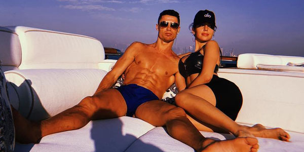 Ronaldo və sevgilisinin Dubay istirahəti - FOTOLAR