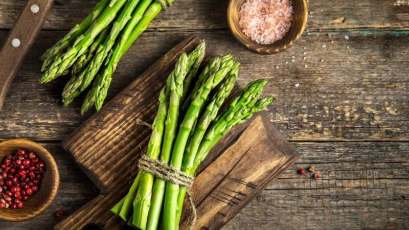 Bu qidaları mütləq GECƏ yeyin - Faydaları inanılmazdır - FOTOLAR