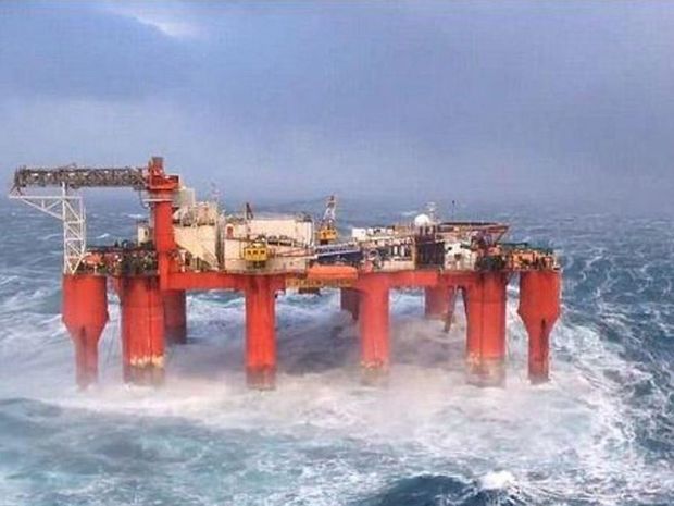 SOCAR hava şəraiti ilə əlaqədar 1700-dən çox neftçini təxliyyə edir