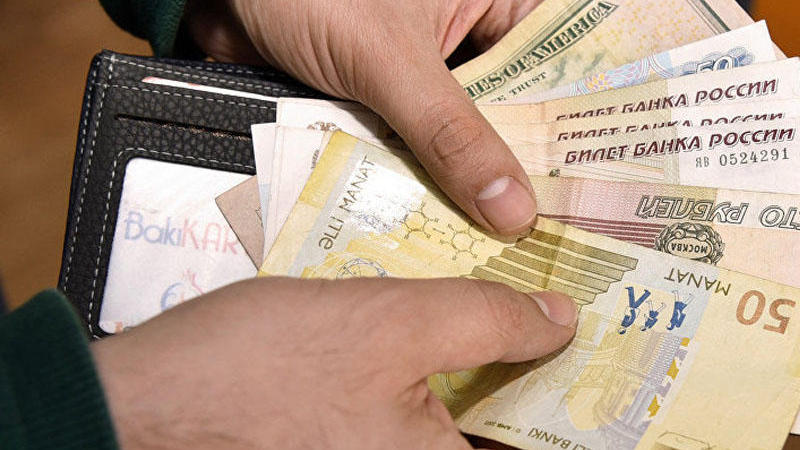 Ali məktəb müəllimlərinə ŞAD XƏBƏR - Gəlirlərin 40 faizi...