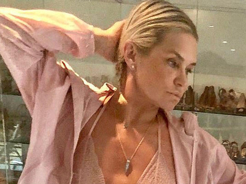 Məşhur bacıların anasından gözlənilməz qərar - FOTO