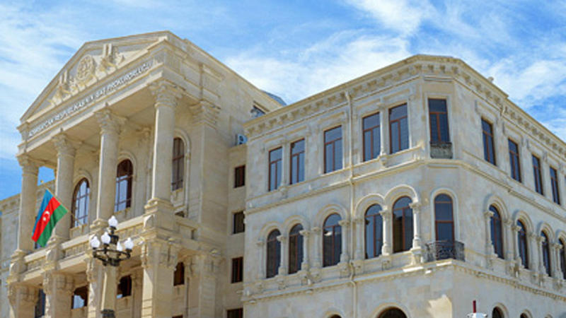 Azərbaycanda 3 məmur HƏBS EDİLDİ