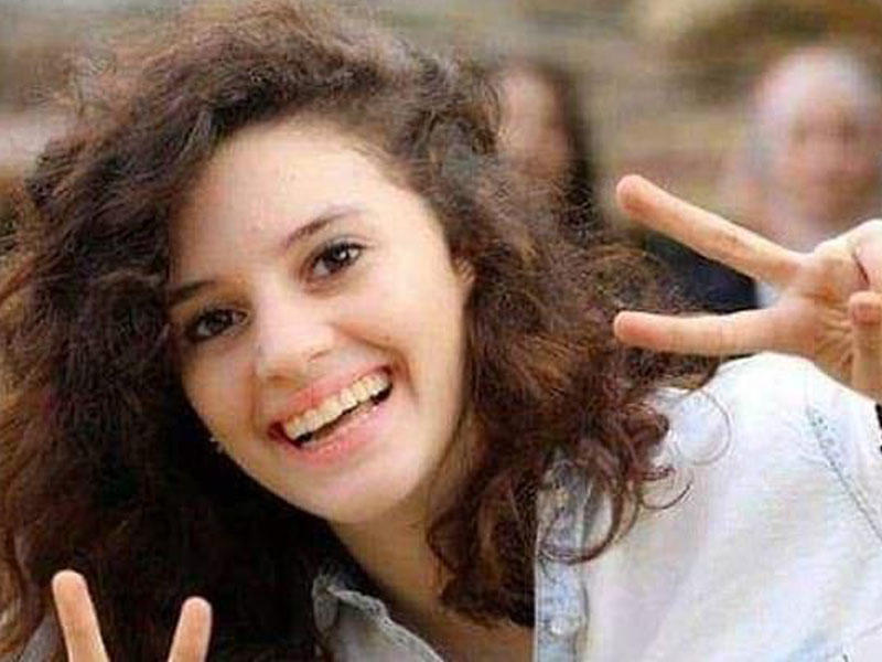 Evə gedərkən yolda zorlanan qızın yarıçılpaq cəsədi tapıldı - FOTO