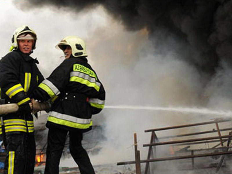 Bakıda bazarda yanğın - YENİLƏNİB