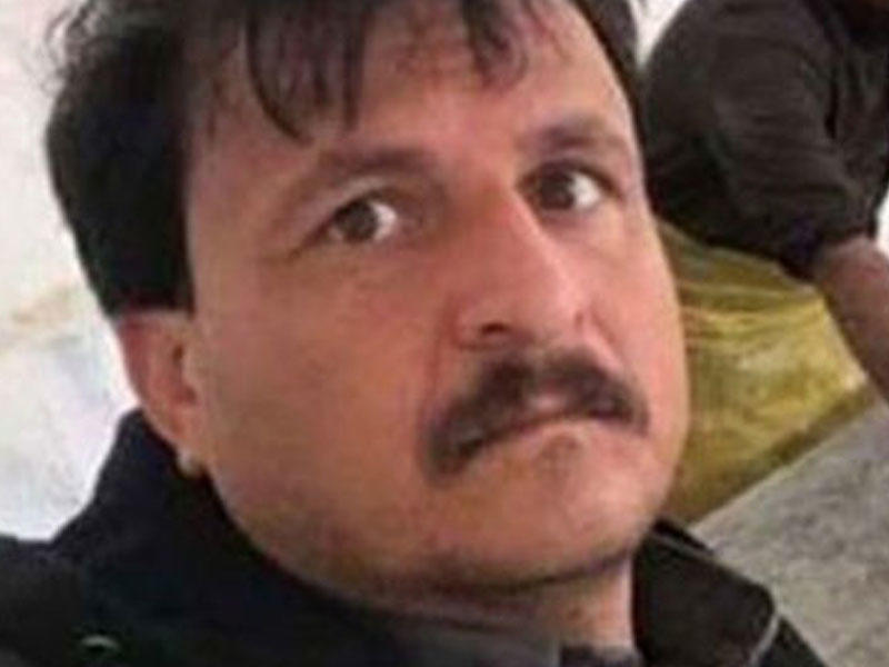 Mürdəşir ölüylə selfi çəkdi, sosial şəbəkədə yaydı - FOTO