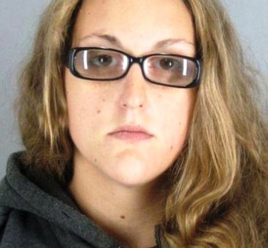 26 yaşlı qadanadan qandonduran əməl: Körpəsini unitaza salaraq öldürmək istədi - FOTO